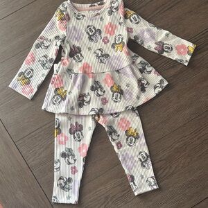 Minnie Mouse outfit/ baby outfit